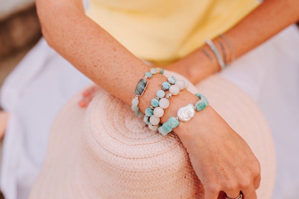 Aquamarine Stretch Bracelet with Sterling Silver - Devi & Co