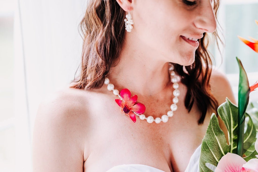 "Marjaan" Pearl and Real Orchid Necklace - Devi & Co