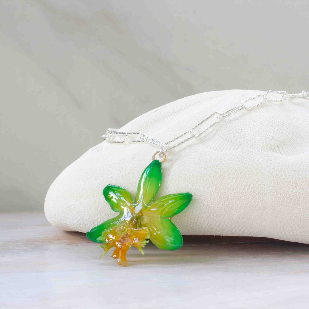 Nurul Real Orchid Necklace - Green - Devi & Co