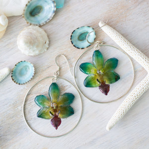 Tropical Jewelry in Green | Devi & Co