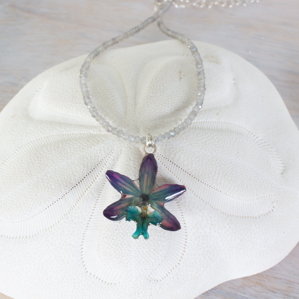 "Nixie" Petite Orchid Necklace - Labradorite - Devi & Co